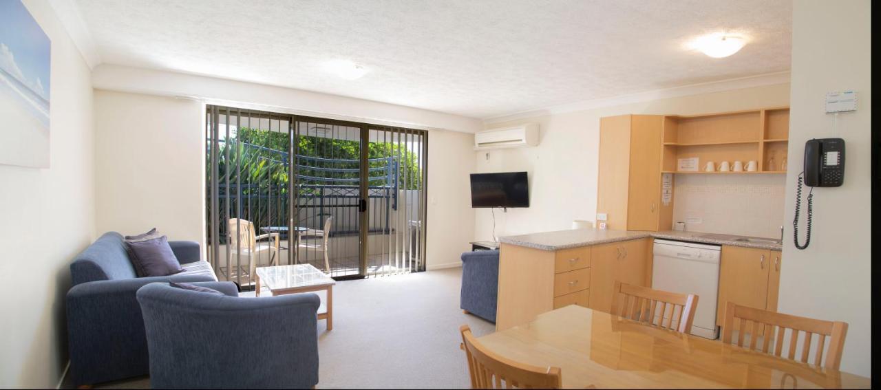 Golden Riviera Absolute Beachfront Resort Gold Coast Exteriér fotografie